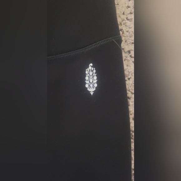 Free People Movement Women's Run Racer Legging - Picture 5 of 11